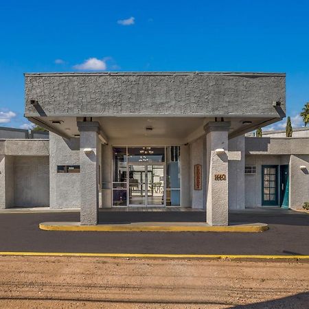 Knights Inn Tucson D.M.A.F Area Exterior photo
