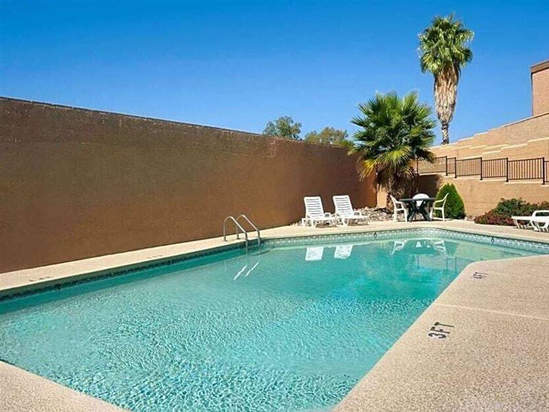 Knights Inn Tucson D.M.A.F Area Exterior photo